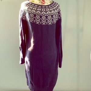 🌷 3/$20: Levi’s Sweater Dress